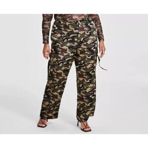 Nina Parker Women's Trendy Straight-Leg Cargo Pants Camo Plus Size 26W